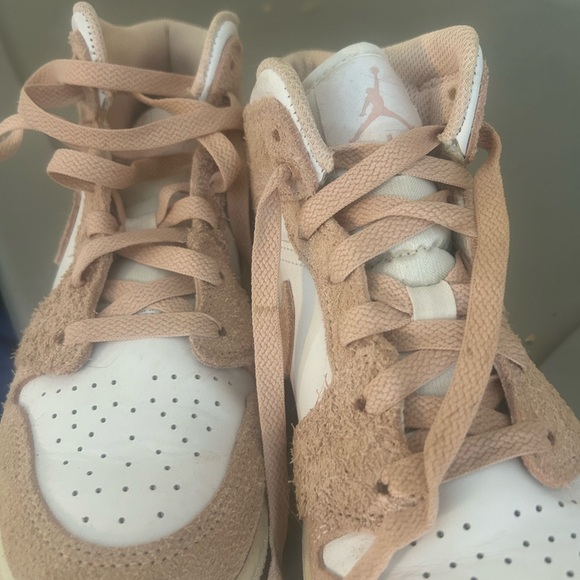 Nike Air Jordans soze 5.5Y - Picture 6 of 7